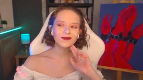 Fascinating   Eyes online show from 12-19-24, 07:29