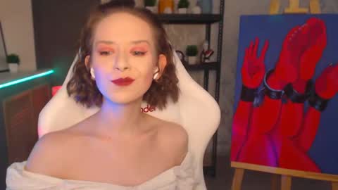 Fascinating   Eyes online show from 12-19-24, 10:32