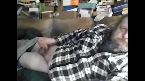 Snapshot of fasteddysex chatting on 12-24-24, 03:49 HoneyCumJuice4U online show from 12-24-24, 03:49