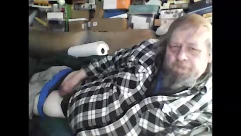 Snapshot of fasteddysex chatting on 12-24-24, 07:06 HoneyCumJuice4U online show from 12-24-24, 07:06