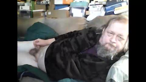 Snapshot of fasteddysex chatting on 01-08-25, 04:44 HoneyCumJuice4U online show from 01-08-25, 04:44