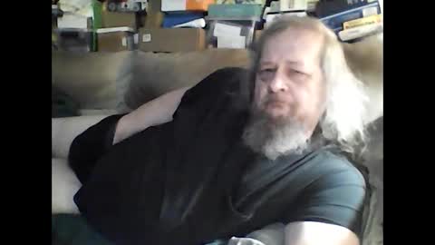 Snapshot of fasteddysex chatting on 01-21-25, 12:25 HoneyCumJuice4U online show from 01-21-25, 12:25