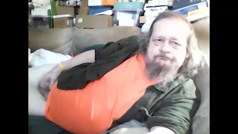 Snapshot of fasteddysex chatting on 01-25-25, 06:35 HoneyCumJuice4U online show from 01-25-25, 06:35
