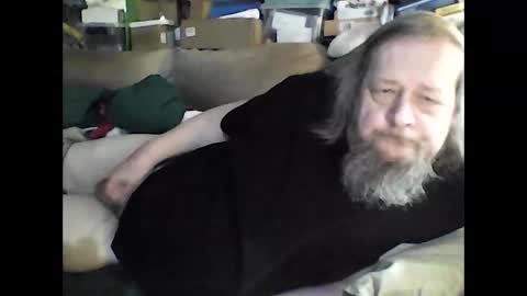 Snapshot of fasteddysex chatting on 02-25-25, 12:25 HoneyCumJuice4U online show from 02-25-25, 12:25
