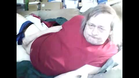 Snapshot of fasteddysex chatting on 03-01-25, 03:16 HoneyCumJuice4U online show from 03-01-25, 03:16