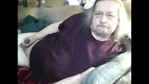 Snapshot of fasteddysex chatting on 03-10-25, 07:18 HoneyCumJuice4U online show from 03-10-25, 07:18