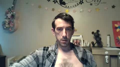 Snapshot of fasterlife chatting on 06-13-26, 04:32 Fastlife online show from 06-13-26, 04:32