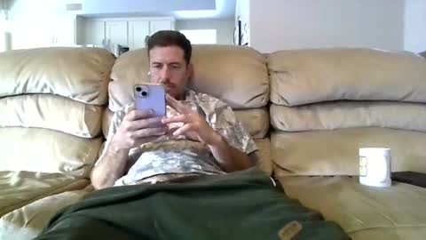 Snapshot of fat_dick_brian chatting on 07-04-26, 03:18 FATdickBOY online show from 07-04-26, 03:18