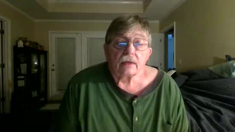 Snapshot of fatdickad chatting on 01-06-25, 03:42 fatdickad online show from 01-06-25, 03:42