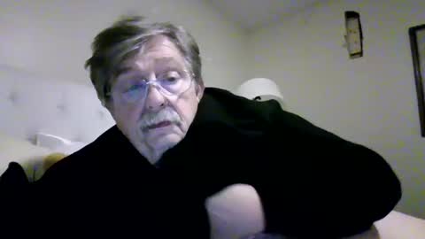 Snapshot of fatdickad chatting on 10-28-25, 10:08 fatdickad online show from 10-28-25, 10:08