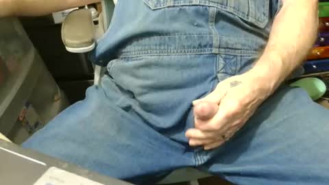 Fred. online show from 11-18-25, 08:46