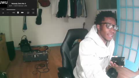 Grape online show from 12-23-24, 04:33