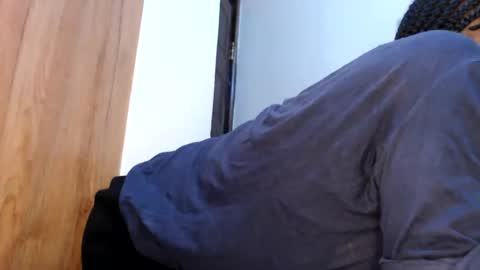 lexie online show from 02-17-25, 01:32