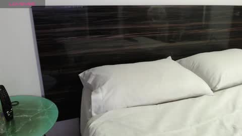 FAUSTO online show from 02-17-25, 12:43