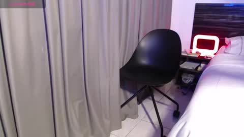 FAUSTO online show from 11-30-25, 05:17