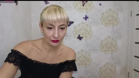 Snapshot of favorite_angel chatting on 01-27-25, 07:03 favorite_angel online show from 01-27-25, 07:03