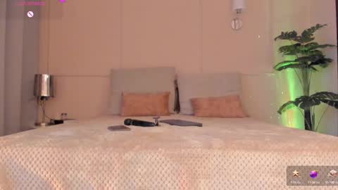 welcome to my world  online show from 09-26-25, 10:47