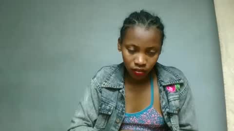 Snapshot of fayence09 chatting on 09-11-25, 01:17 fayence09 online show from 09-11-25, 01:17