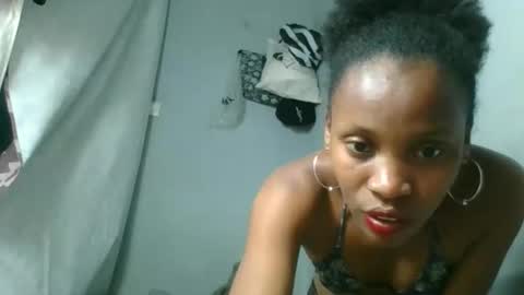 Snapshot of fayence09 chatting on 09-17-25, 07:26 fayence09 online show from 09-17-25, 07:26