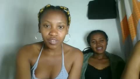 Snapshot of fayence09 chatting on 10-06-25, 10:18 fayence09 online show from 10-06-25, 10:18