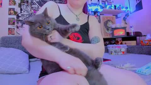 Diva online show from 02-04-26, 02:06