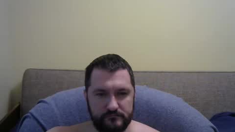 Snapshot of feb82 chatting on 02-05-26, 12:10 feb82 online show from 02-05-26, 12:10