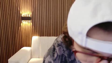 Feelena online show from 02-16-26, 05:53