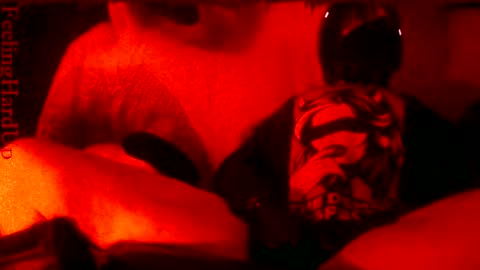 Snapshot of feelinghardup chatting on 02-25-25, 03:31 FeelingHardUp online show from 02-25-25, 03:31