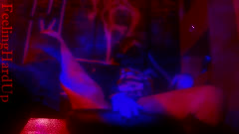 Snapshot of feelinghardup chatting on 01-11-26, 02:27 FeelingHardUp online show from 01-11-26, 02:27