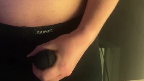 Snapshot of feet_joi_me chatting on 02-13-26, 01:45 joi for me online show from 02-13-26, 01:45