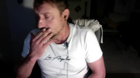 Snapshot of feetkissboy chatting on 09-19-25, 12:56 feetkissboy online show from 09-19-25, 12:56