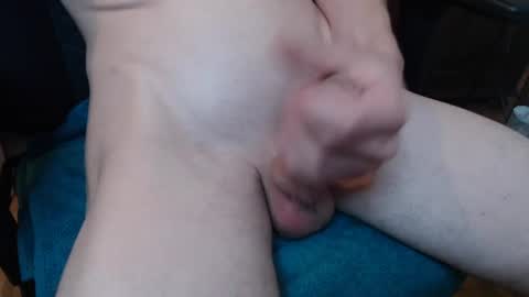 Snapshot of feetlover7878 chatting on 07-08-26, 12:31 feetlover7878 online show from 07-08-26, 12:31