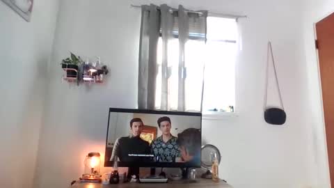 Snapshot of feetnymph chatting on 02-14-26, 04:48 Soley online show from 02-14-26, 04:48