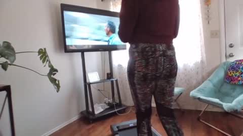 Snapshot of feetnymph chatting on 03-10-26, 08:47 Soley online show from 03-10-26, 08:47