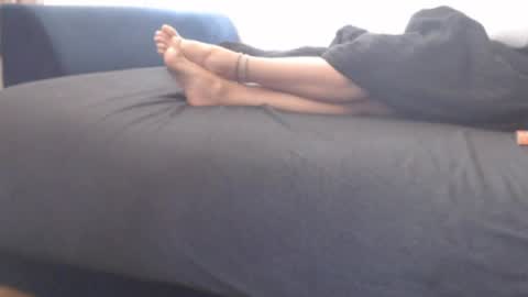 Snapshot of feetrmistress chatting on 05-11-26, 07:25 feetrmistress online show from 05-11-26, 07:25