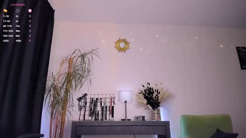 Fely online show from 01-07-25, 09:03