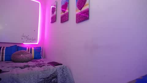 Snapshot of felina_sex_ chatting on 03-09-25, 04:49 felina online show from 03-09-25, 04:49