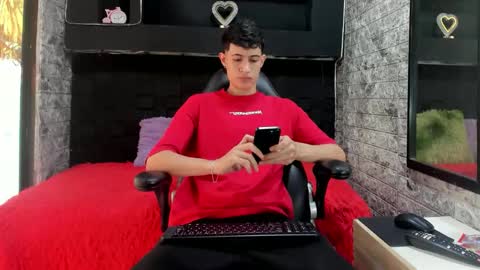 Snapshot of felipe_fiire chatting on 05-11-26, 02:12 felipe fiire online show from 05-11-26, 02:12
