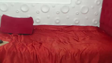 Snapshot of felipecams chatting on 10-28-25, 02:59 andres felipe benitez online show from 10-28-25, 02:59