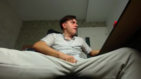 FelixStark online show from 10-26-25, 05:13