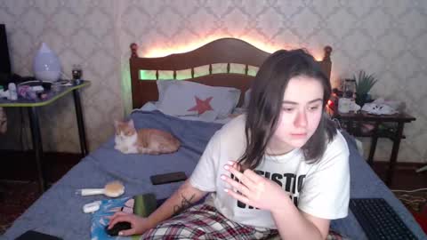 Snapshot of felvivalkitty chatting on 01-06-25, 01:42 Seva online show from 01-06-25, 01:42