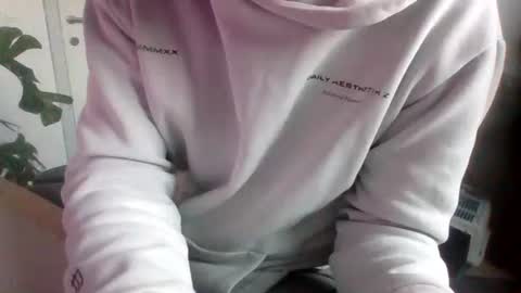 fem_alice_louis_dom online show from 12-04-25, 07:50