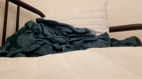 Snapshot of femboycute21 chatting on 02-07-26, 01:04 femboycute21 online show from 02-07-26, 01:04