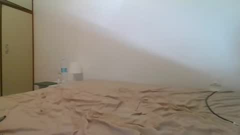 Snapshot of femboyzzr chatting on 09-28-25, 12:21 bigdwhiteboy online show from 09-28-25, 12:21