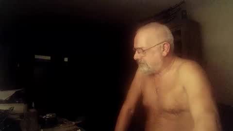 Snapshot of femdom_sub chatting on 12-26-24, 04:32 femdom_sub online show from 12-26-24, 04:32