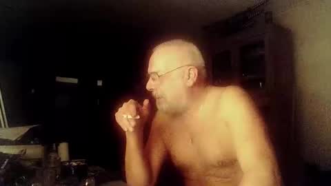 Snapshot of femdom_sub chatting on 12-28-24, 06:39 femdom_sub online show from 12-28-24, 06:39