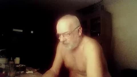 Snapshot of femdom_sub chatting on 12-31-24, 01:15 femdom_sub online show from 12-31-24, 01:15