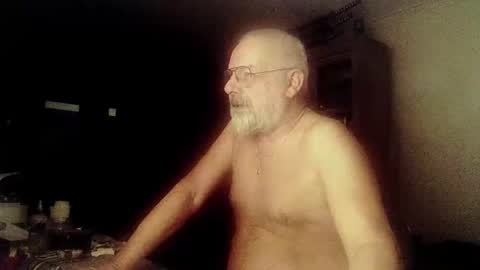 Snapshot of femdom_sub chatting on 12-31-24, 06:16 femdom_sub online show from 12-31-24, 06:16