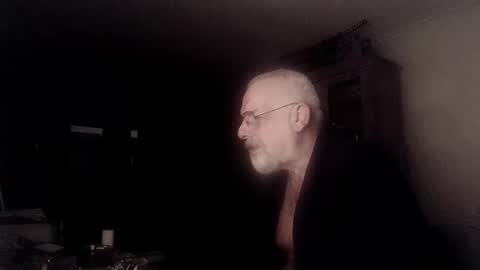 Snapshot of femdom_sub chatting on 01-18-25, 05:52 femdom_sub online show from 01-18-25, 05:52