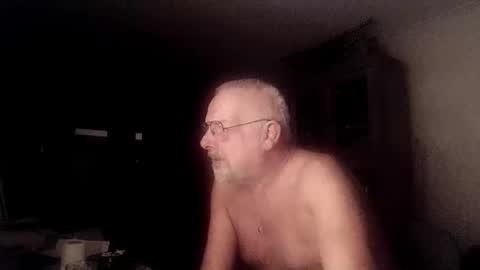 Snapshot of femdom_sub chatting on 02-24-25, 05:00 femdom_sub online show from 02-24-25, 05:00